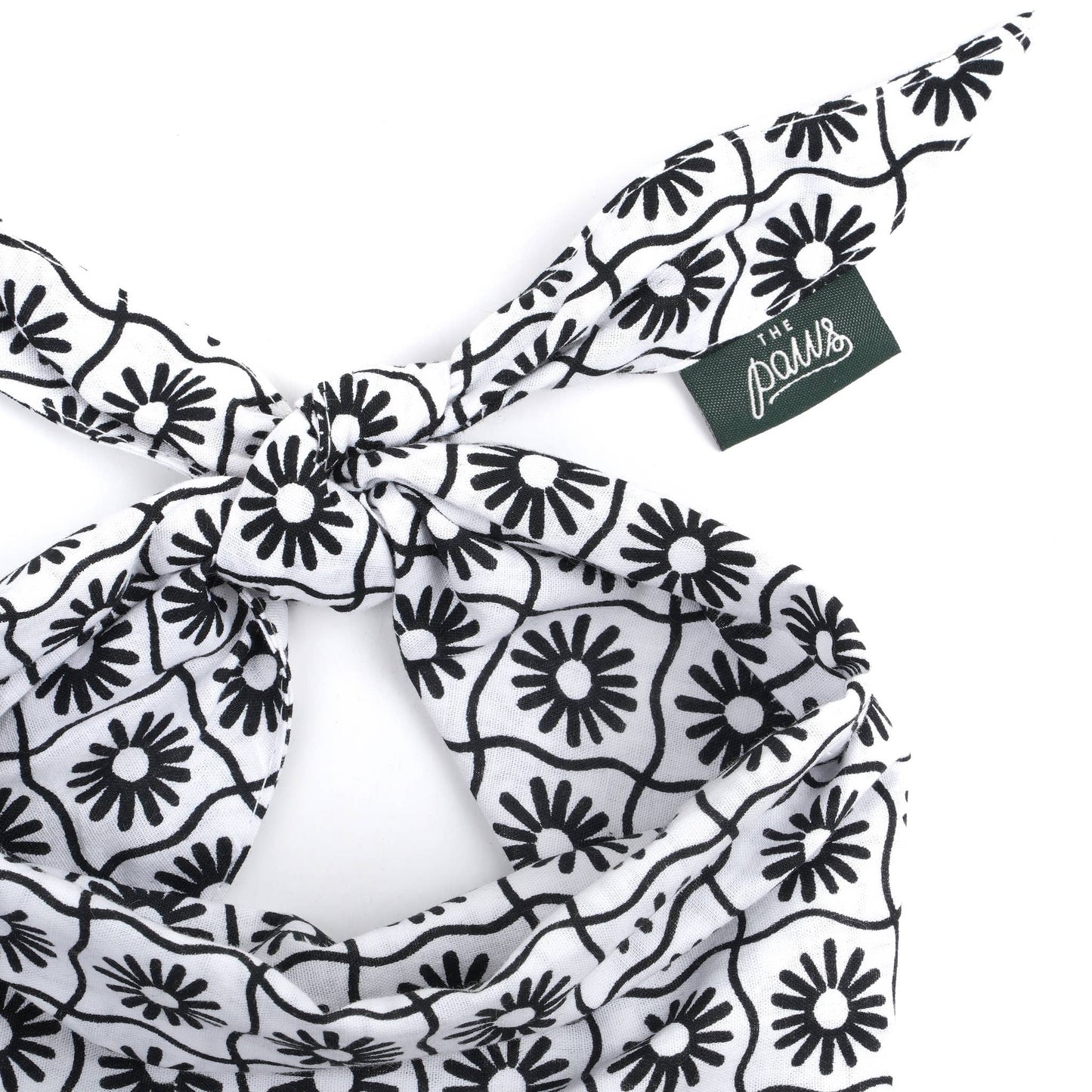 Bandana pour chien damier blanc & noir à fleurs - The Paws