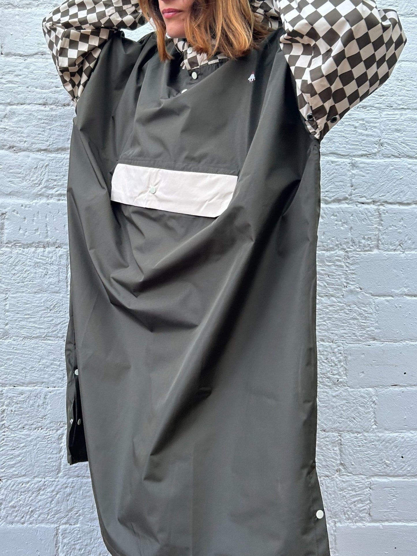 Poncho de pluie damier kaki - Poule Party