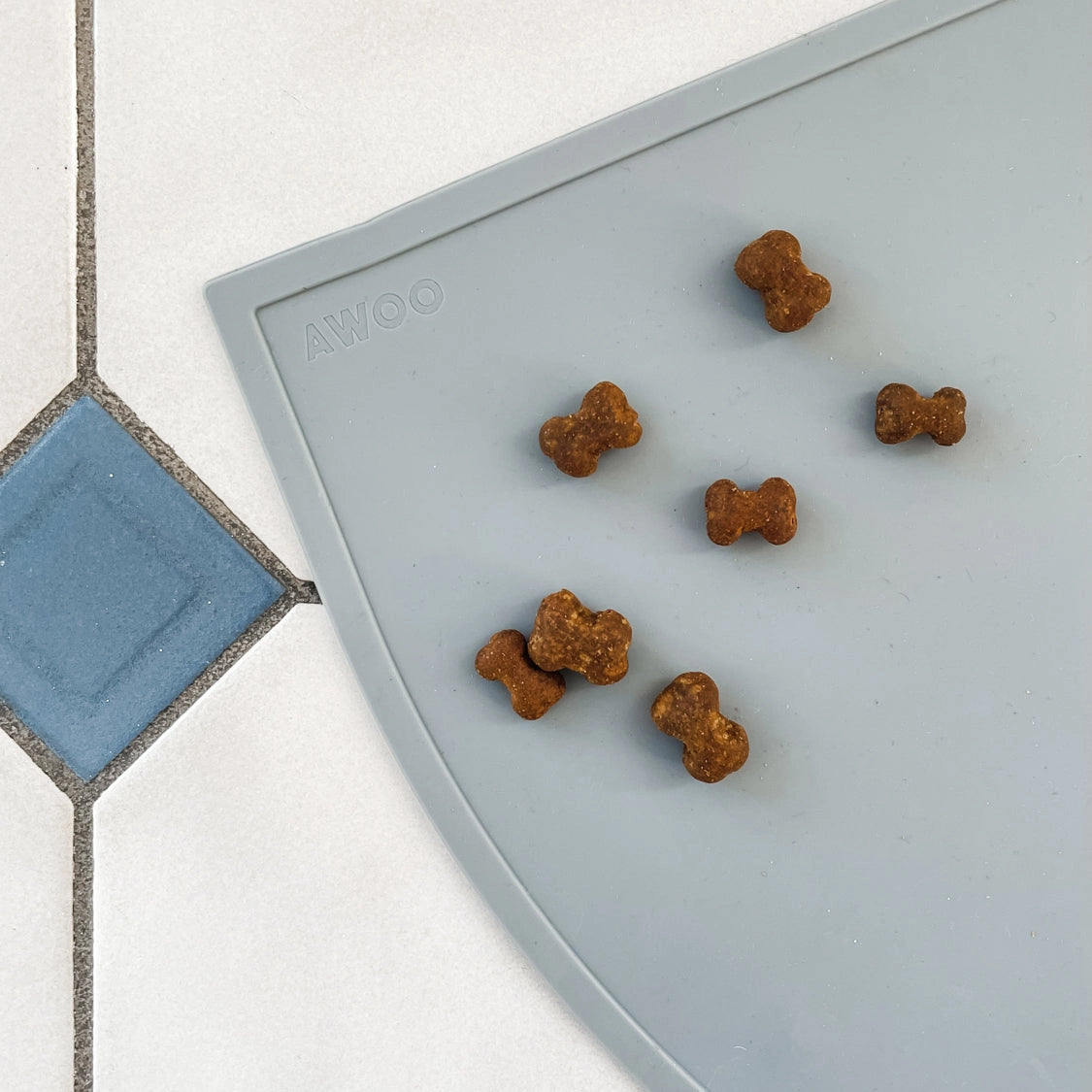 TAPIS ANTI DERAPANT POUR GAMELLE - AWOO
