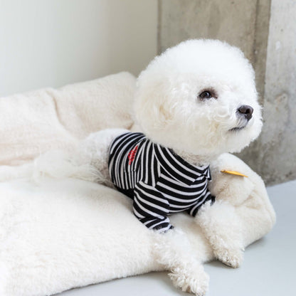 Pull pour chien à rayures - Noir et blanc - The Furryfolks